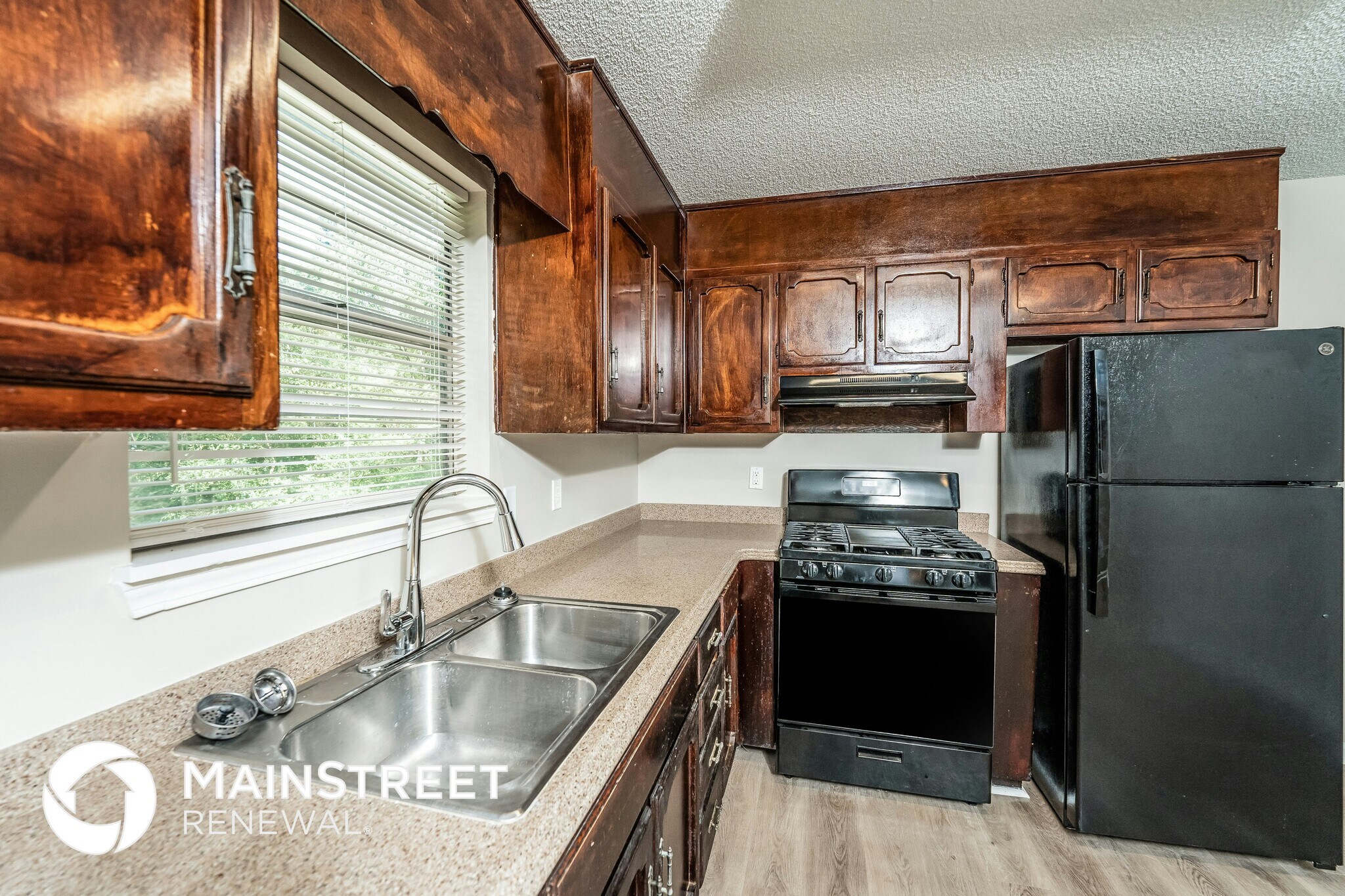 Building Photo - 3814 Mars Ave