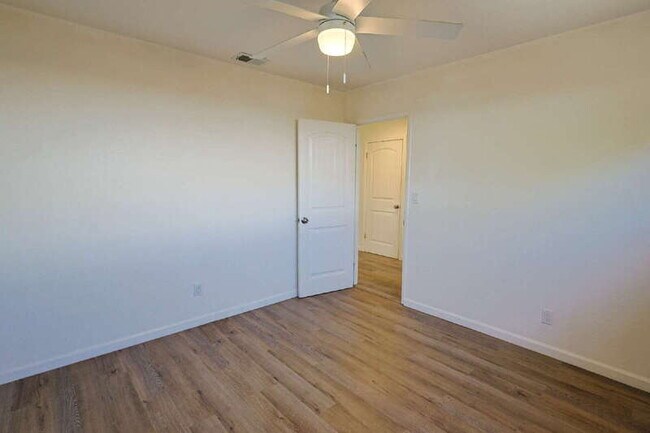 Building Photo - 20450 College Blvd