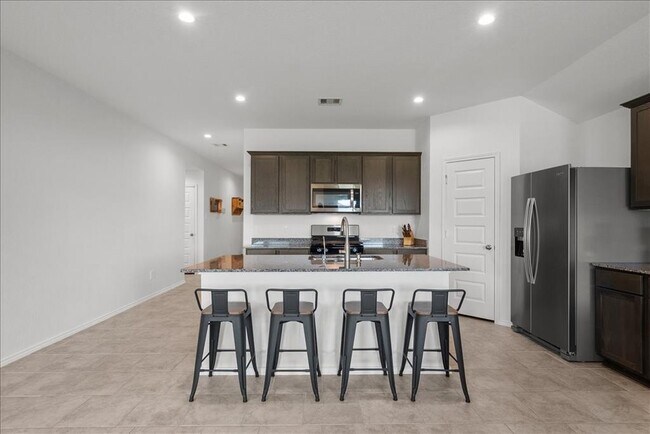 Building Photo - 7503 Cynomys Ct