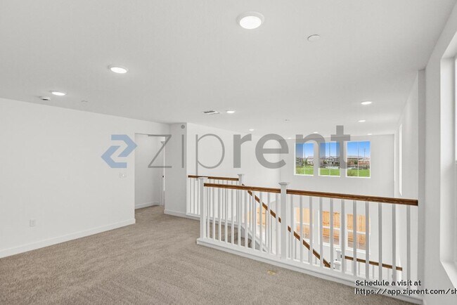 Building Photo - 342 Gold Coast Rd