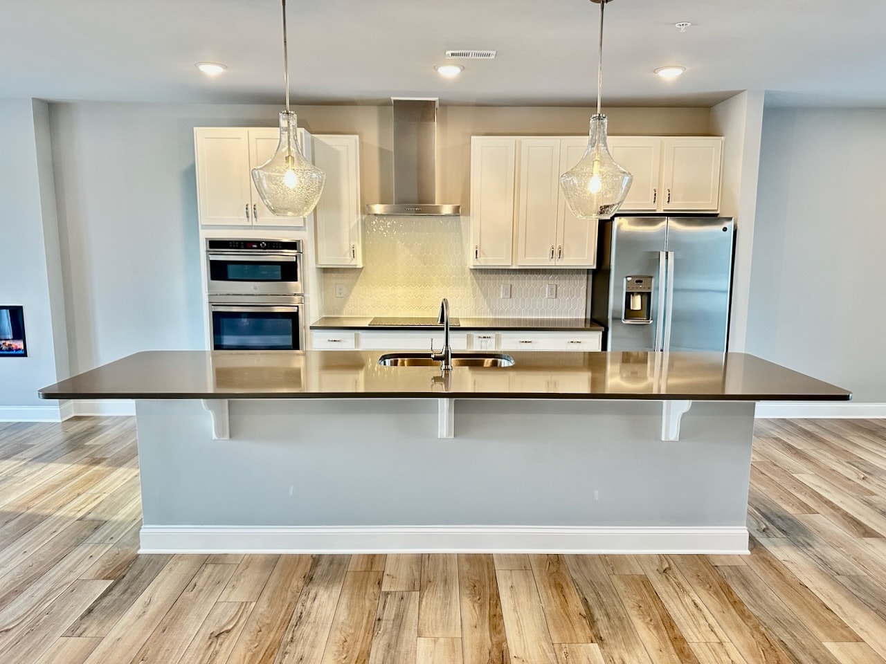 Gourmet Kitchen - 1253 S Blount St