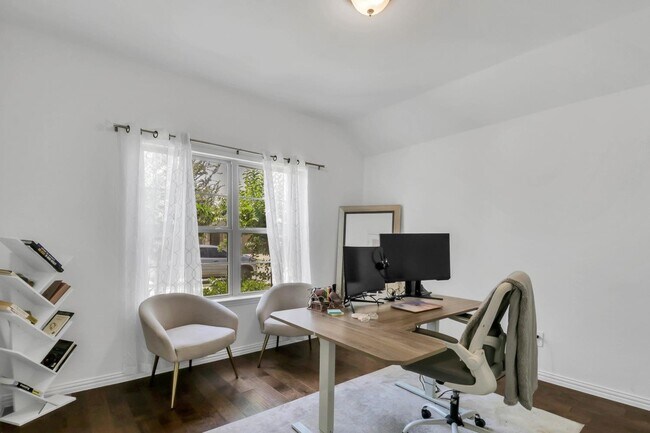 Building Photo - 1507 Fairweather Way