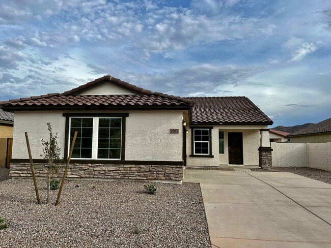 Building Photo - 2083 E Velvet Pl