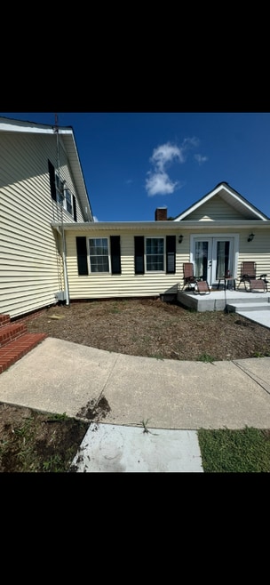 Building Photo - 5021 Speedway Rd
