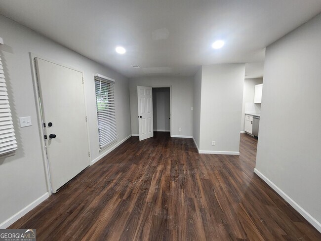 Building Photo - 2939 Gleason Ave