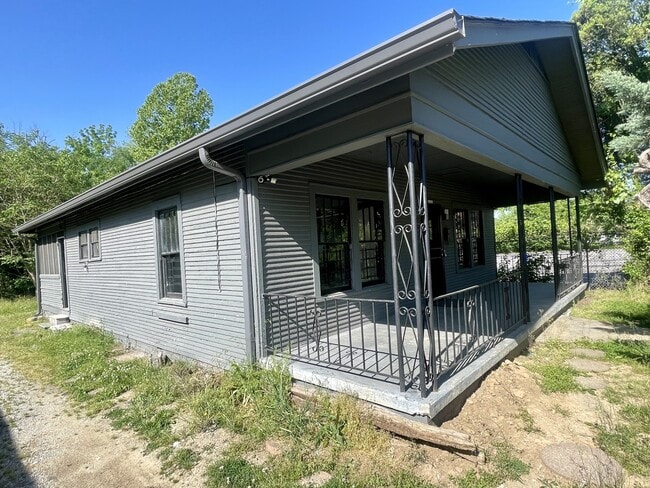 Building Photo - 2512 Boone St