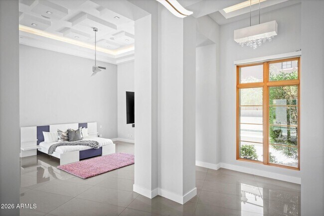 Building Photo - 9979 E Toms Thumb