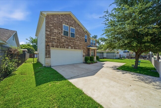 Building Photo - 5508 Elysian St