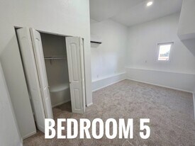 Building Photo - 1805 Dewhirst Dr