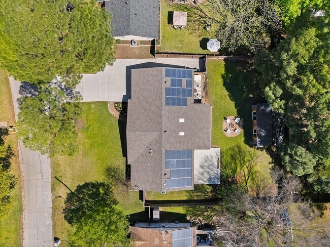 Building Photo - 3612 Grandview Dr