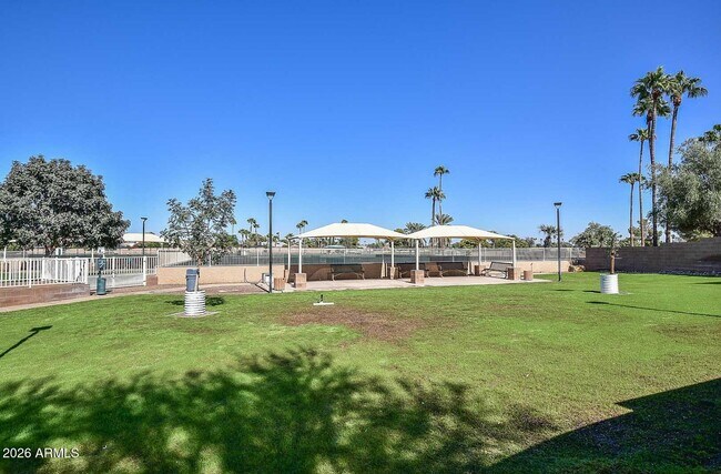 Building Photo - 17218 N Desert Glen Dr