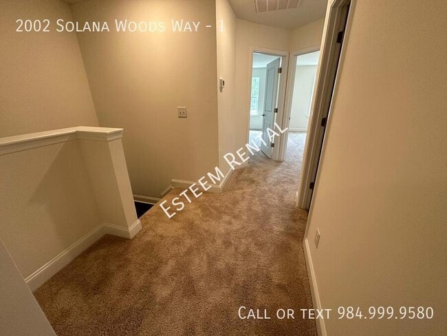 Building Photo - 2002 Solana Wds Dr