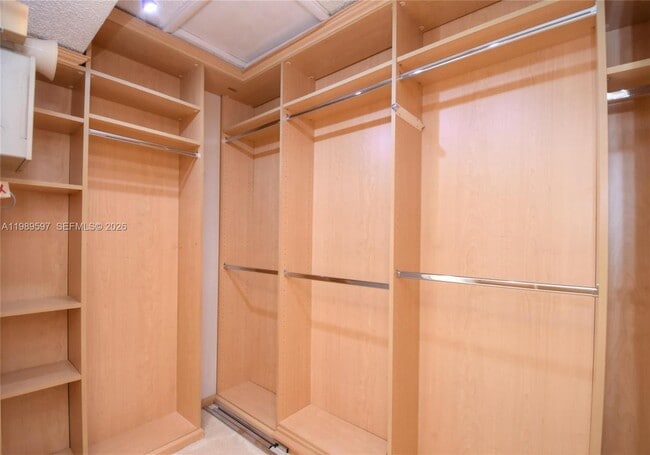 Building Photo - 4801 Grapevine Wy