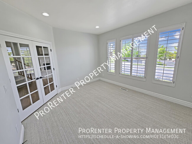 Building Photo - 843 Eaglepointe Dr