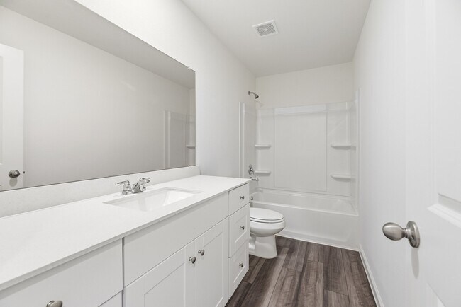 Building Photo - 3603 Admiralty Dr