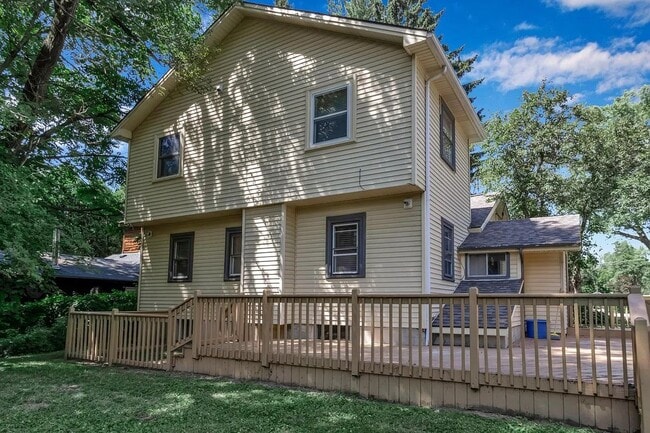 Building Photo - 6726 Tonawanda Creek Rd