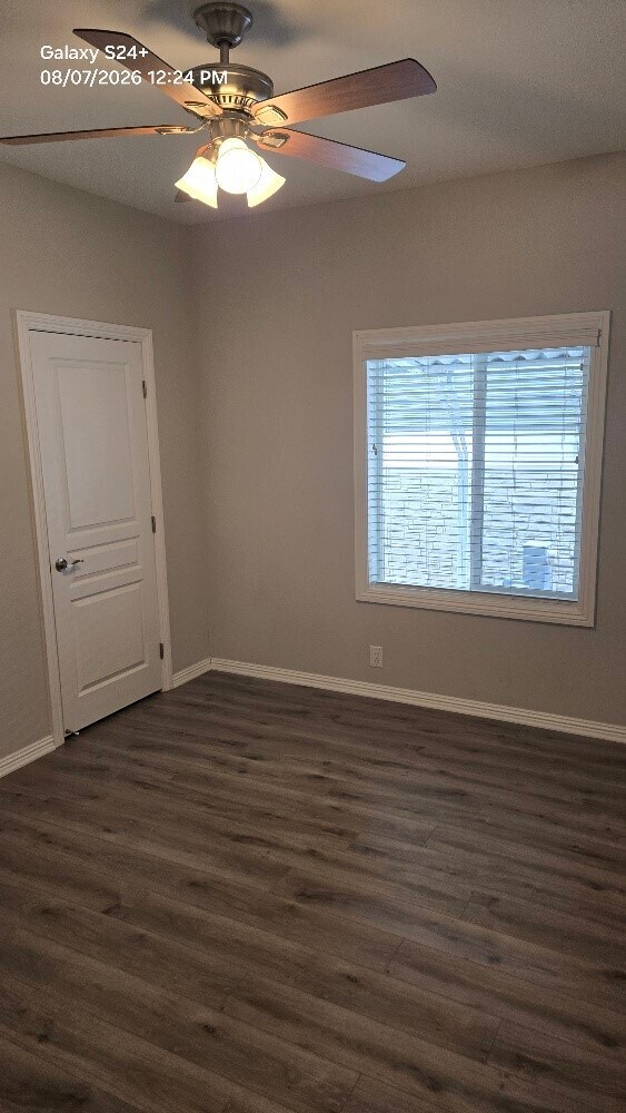 Building Photo - 1361 Shadowglen Way