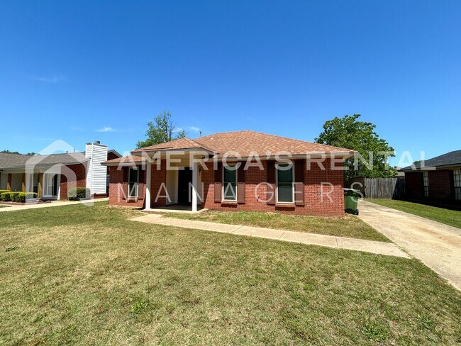 Building Photo - Home for rent in Montgomery!!! Available NOW!!!