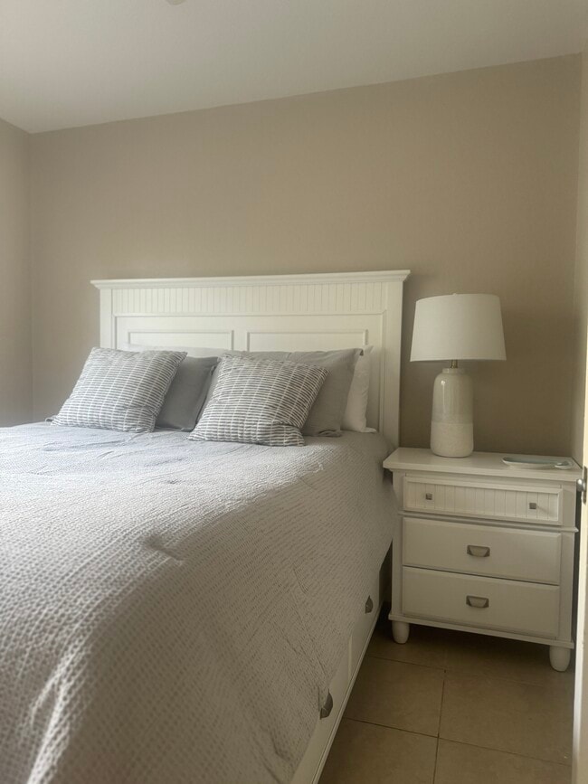 Building Photo - 4105 Residence Drive