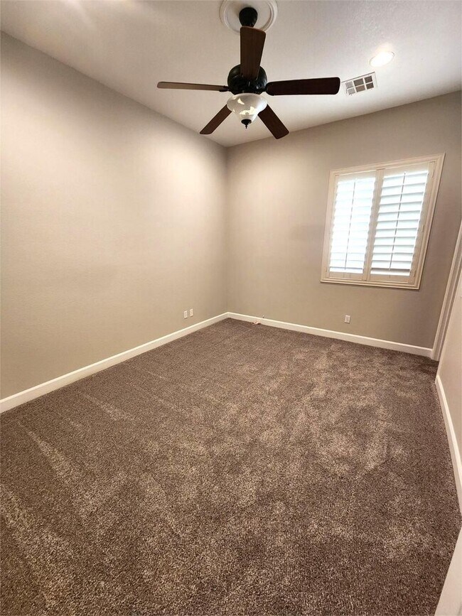 Building Photo - Spacious, Upgraded Single-Story Home in Su...