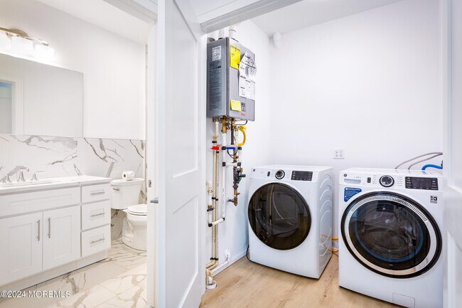 Building Photo - 298 Westwood Ave