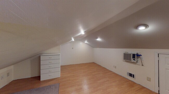 Building Photo - 32 Sentry Way