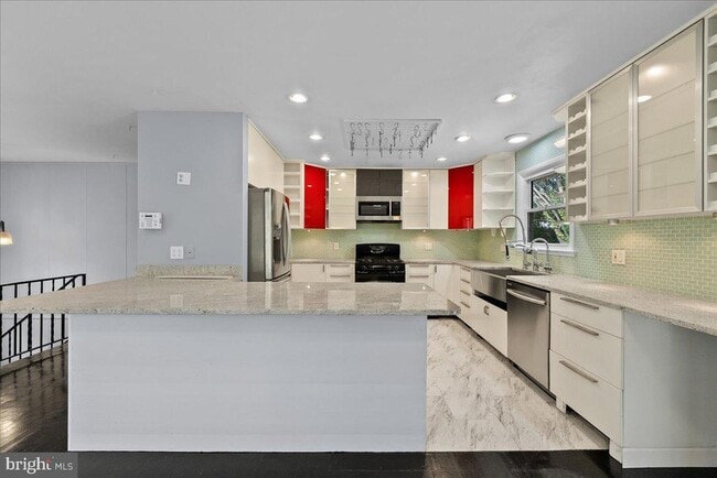 Building Photo - 5208 Kimanna Dr