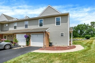 Building Photo - $1,750 Derry Twp School townhome for rent