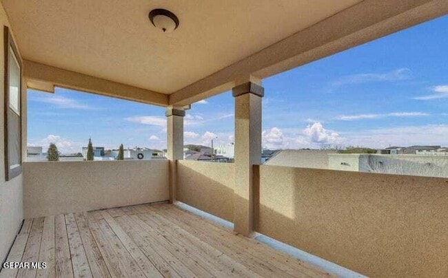 Building Photo - 841 Golden Edge Ct