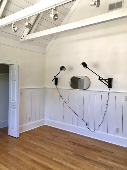 Building Photo - 4438 Gillsville Hwy