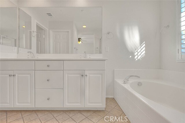 Building Photo - 33810 Willow Haven Ln