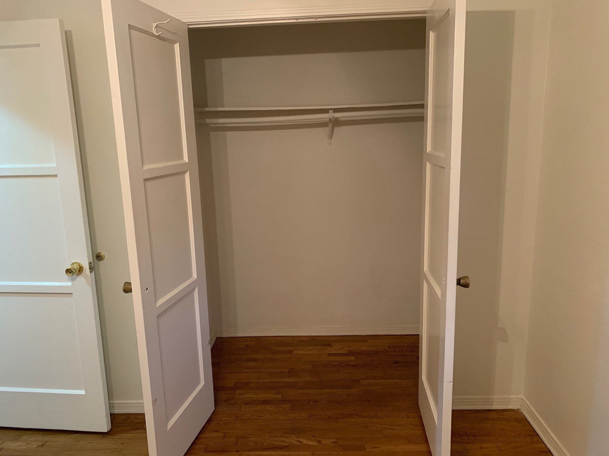 Master Bedroom walk in closet open - 4302 Elm Ave