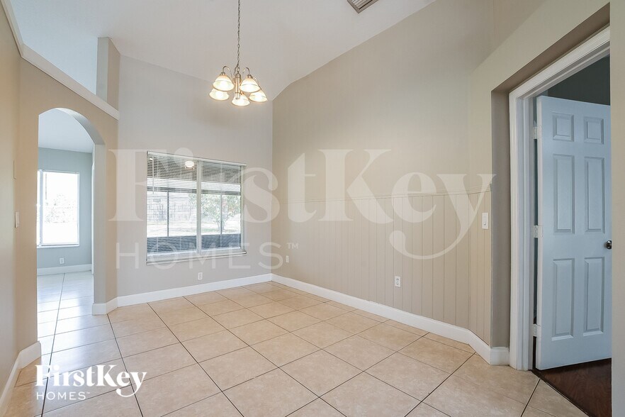 Building Photo - 140 Sunrise Blvd