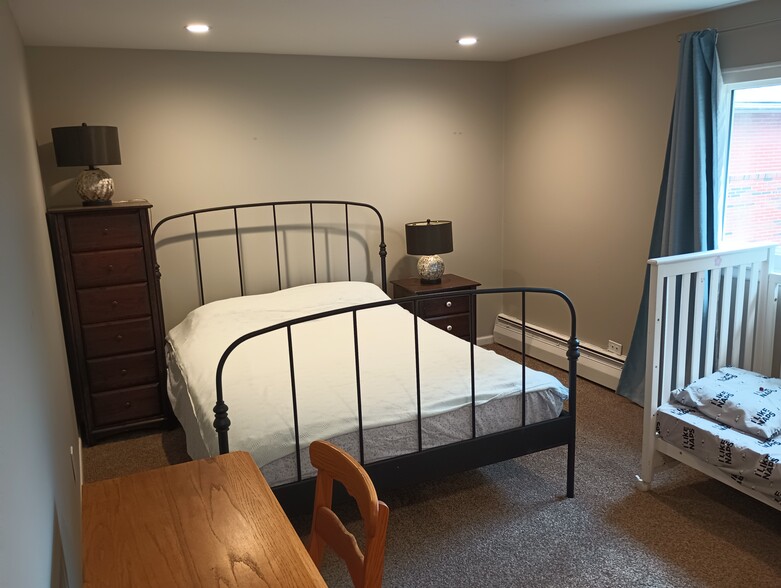 Building Photo - 67 Bishop Dr