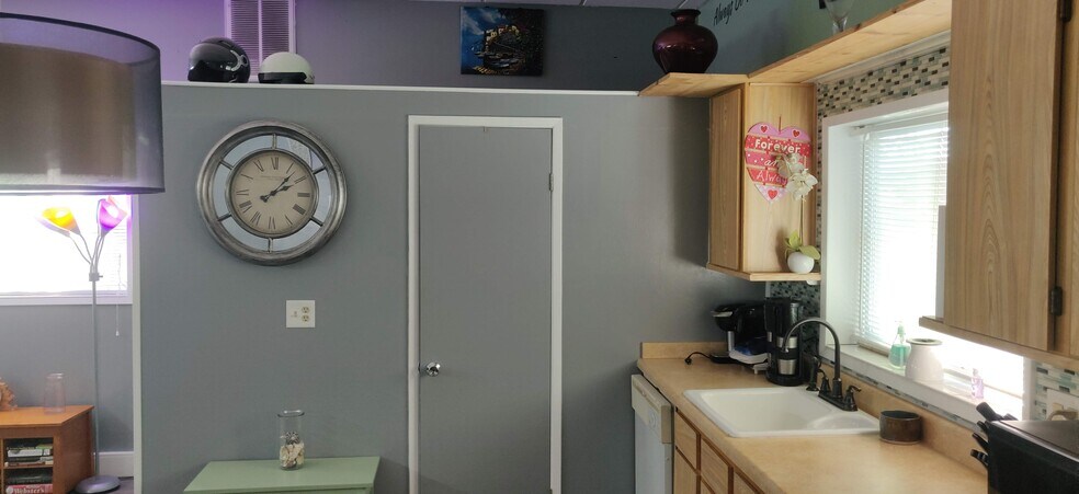 Building Photo - 318 107th St SW