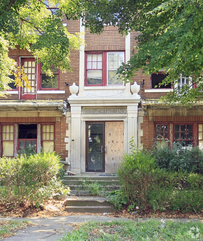 Building Photo - Woodworth Manor