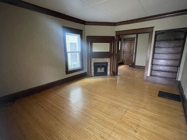 Building Photo - 509 High Ave