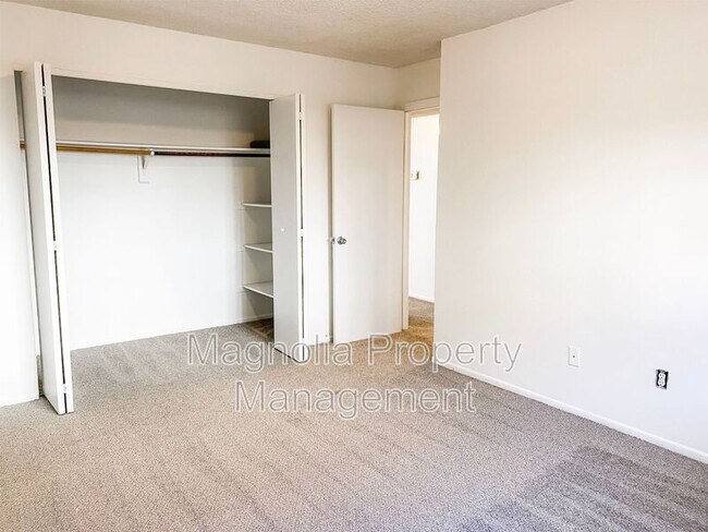 Building Photo - 5545 Bowden Loop