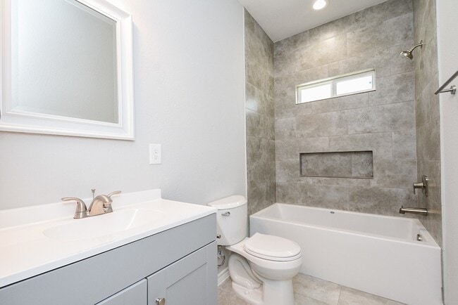 Building Photo - 16991 W Dounreay St