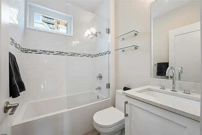 Building Photo - 117 S Little Rock Ave