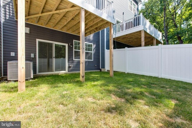 Building Photo - 7989 Patterson Wy