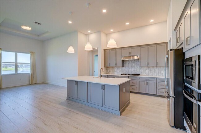 Building Photo - 8218 Nevis Run
