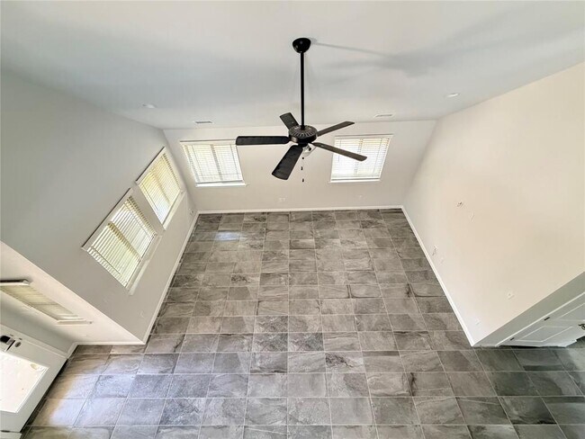 Building Photo - 2813 Hopi Path