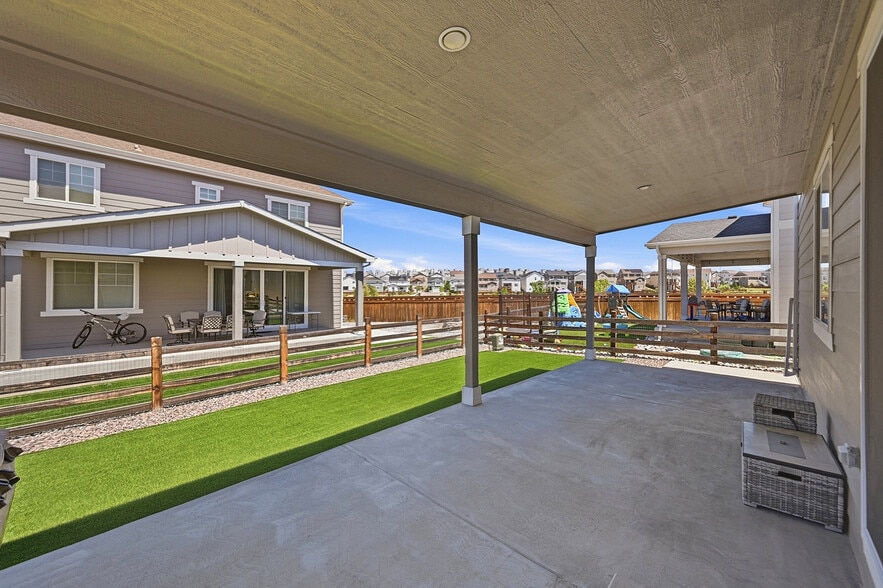 Building Photo - 21235 E Stanford Ln