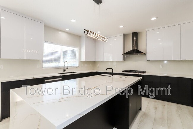 Building Photo - 1518 Southridge Ct