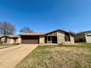 Building Photo - 3407 Durango Ln