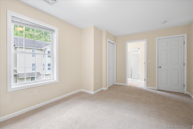 Building Photo - 67 Corning Rd