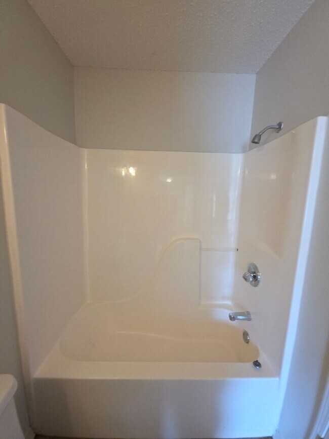 Building Photo - 817-825 West 12th St.