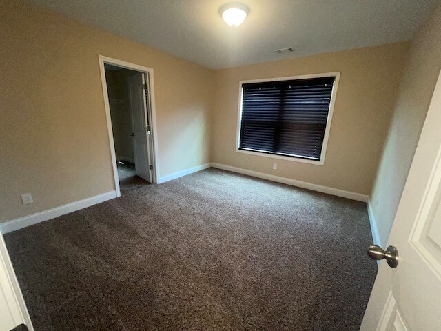 Building Photo - 24 Fast Ln