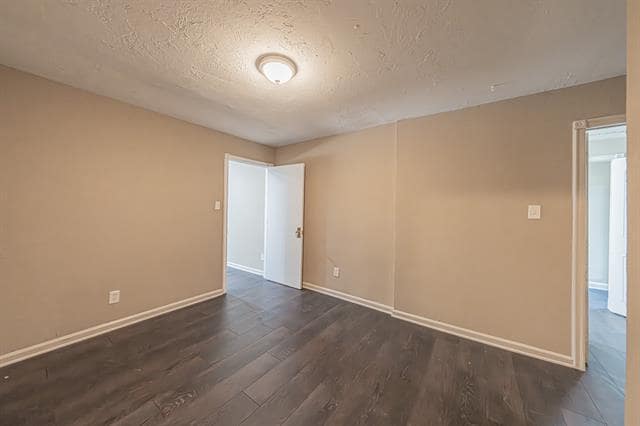 Building Photo - 1034 Tipperary Dr